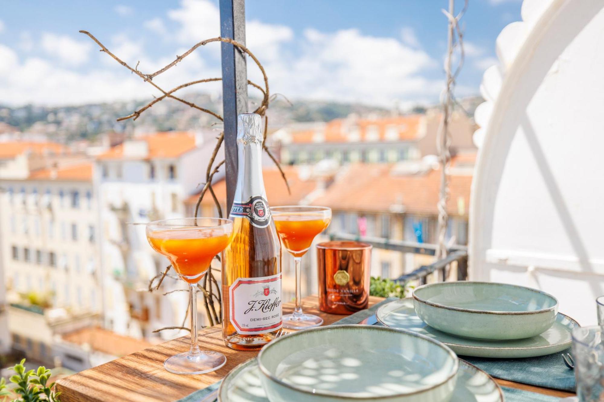 Center - Balcony Quiet - Air Conditioner - Kitchen - Wifi - Tram Νίκαια Εξωτερικό φωτογραφία